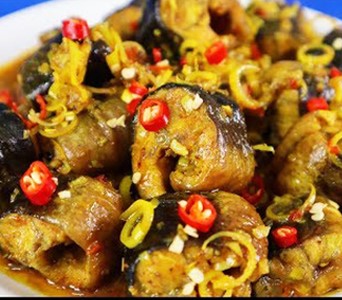330. Lươn xào sả ớt