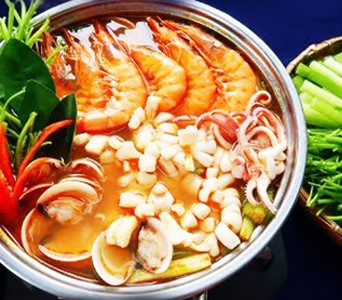 549. Lẩu  hải   sản   nấu   thái  (nhỏ)